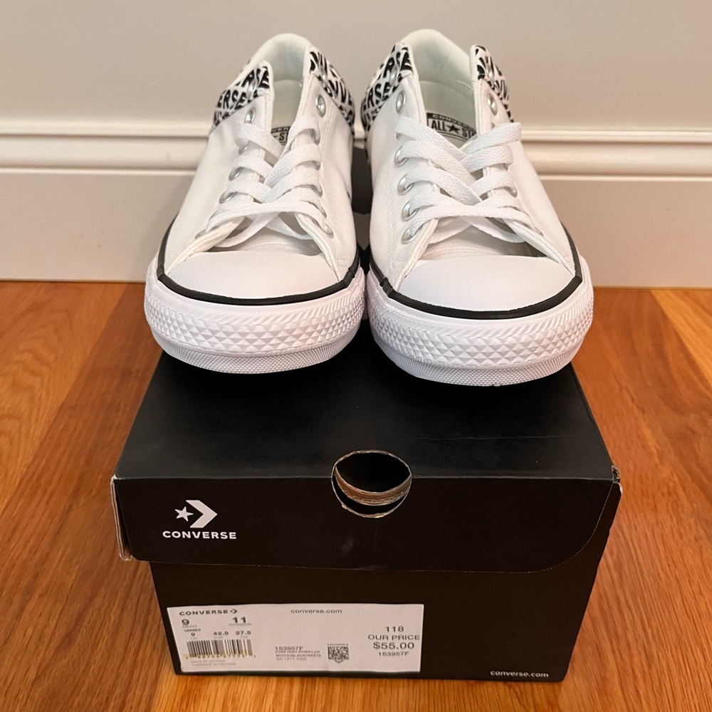 Never worn white high street converse